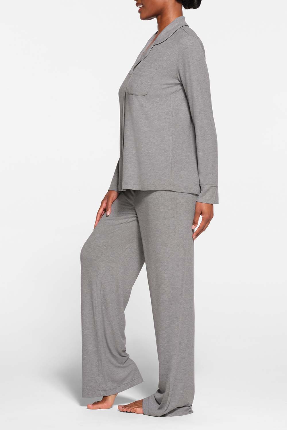 תמונת כל הלוק של RIB SLEEP SET